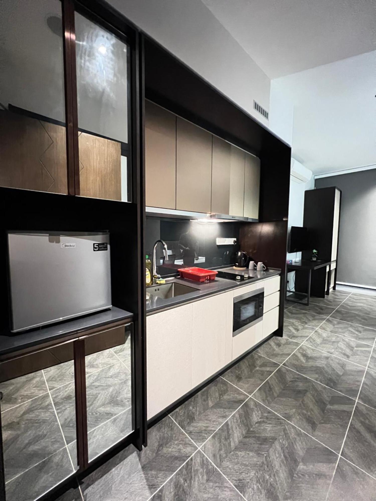 Scarletz Suites Kuala Lumpur By City Center Exterior photo